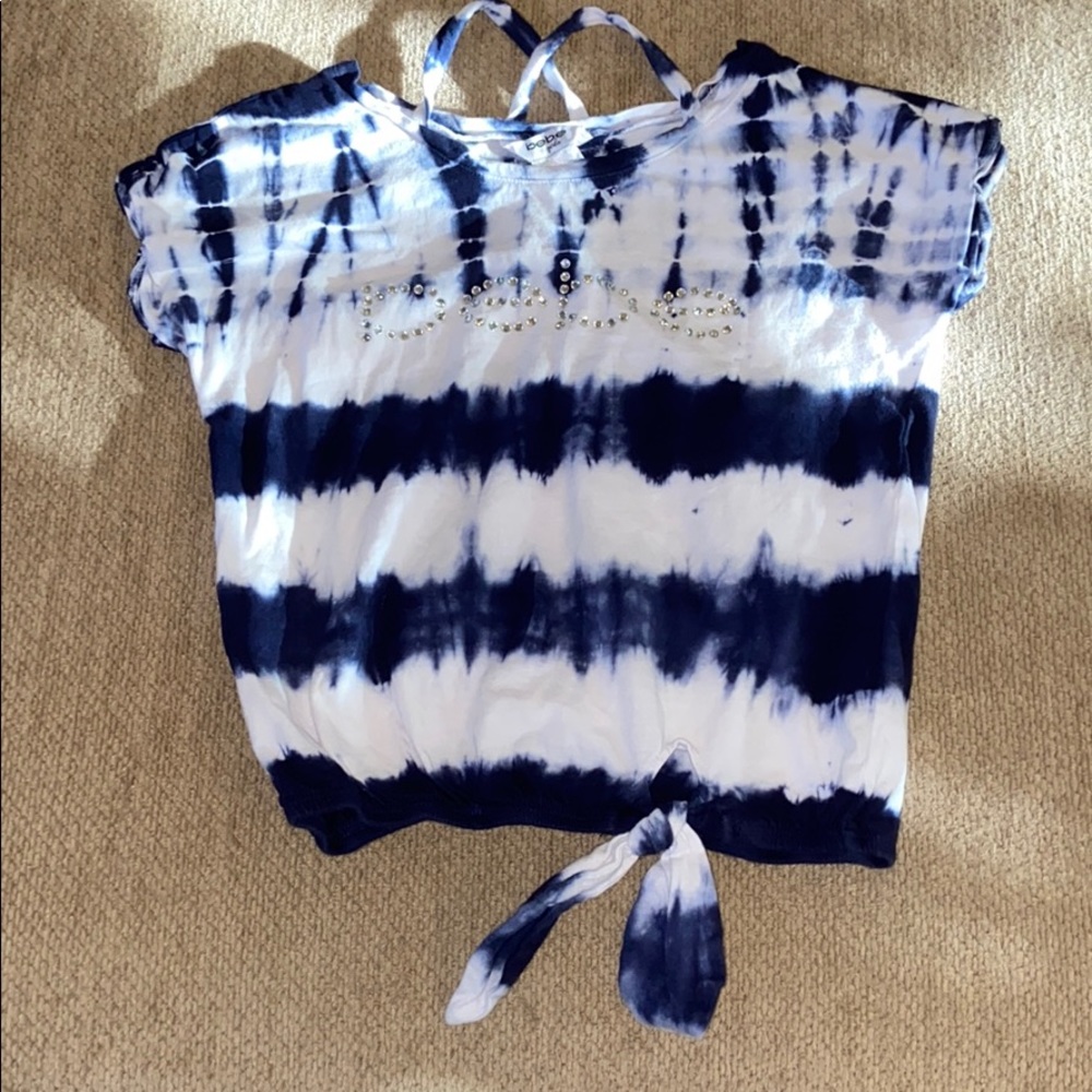 Used youth bebe blue tie dye knotted shirt.